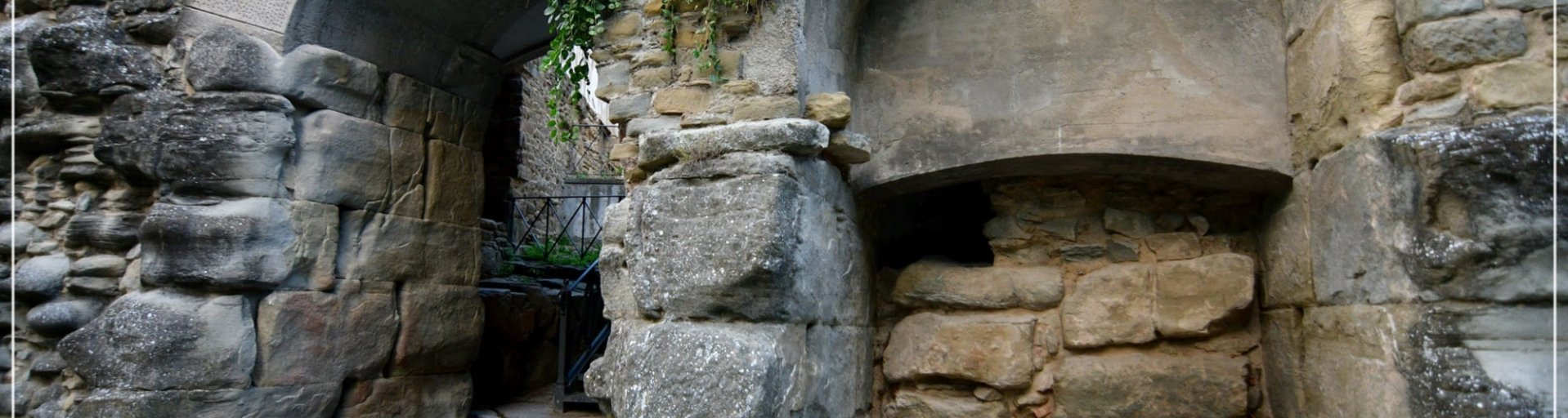 Porta Bifora in Cortona