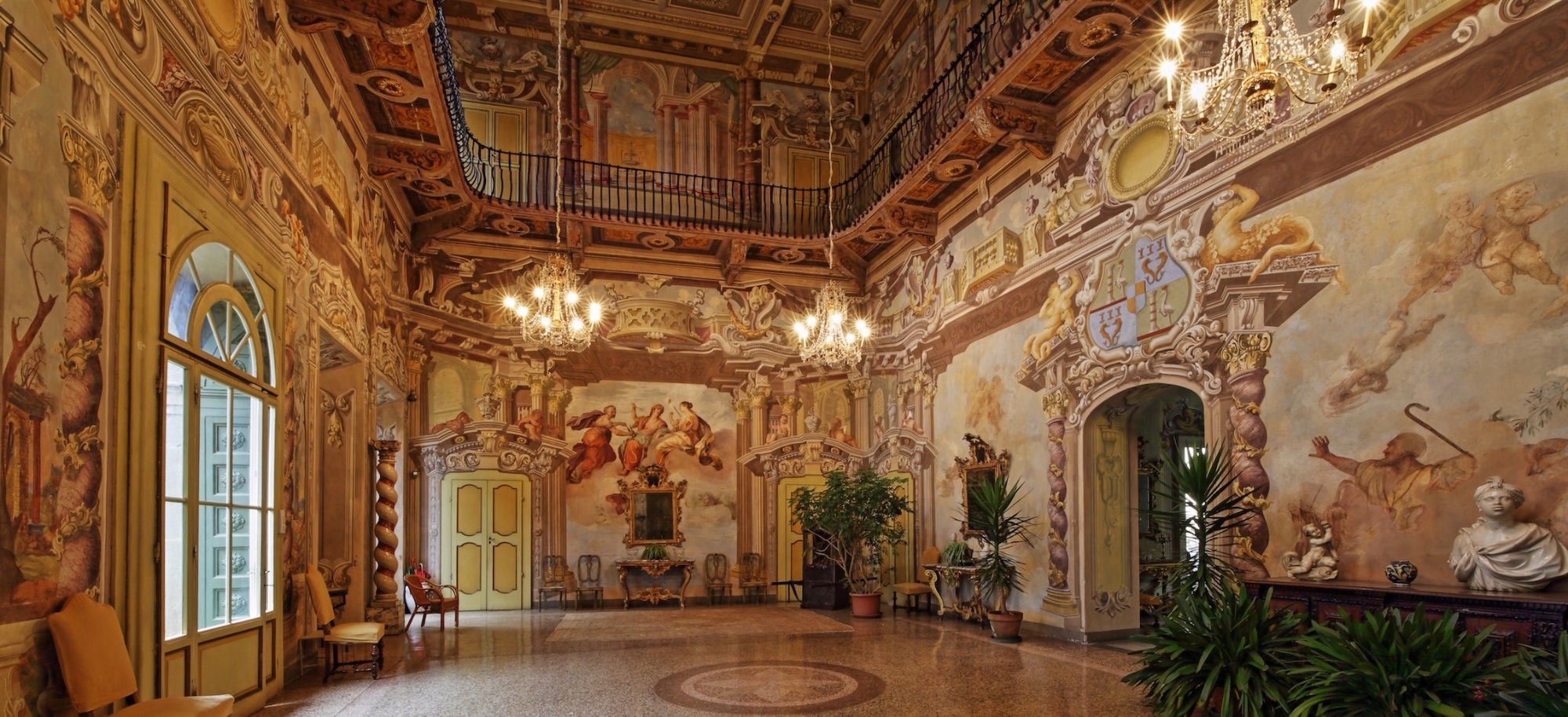 Central hall of Villa Dosi Delfini