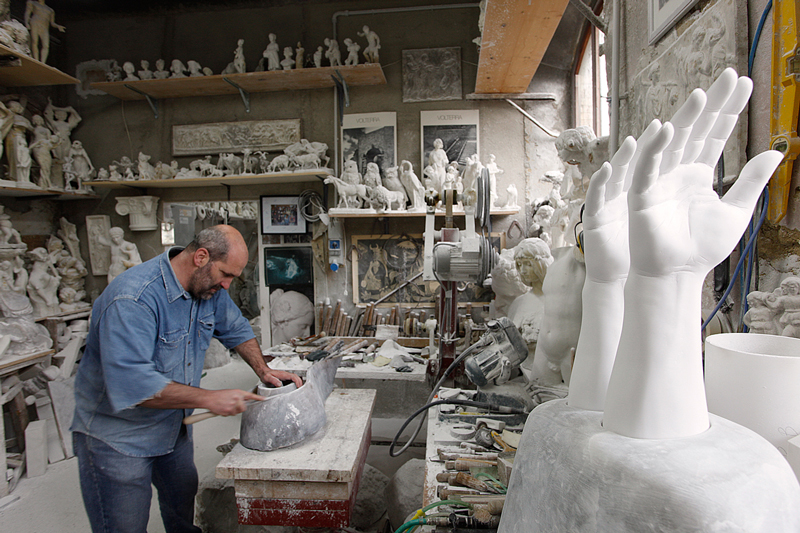 The working of alabaster from Volterra