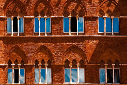 Windows of a building at Piazza del Campo