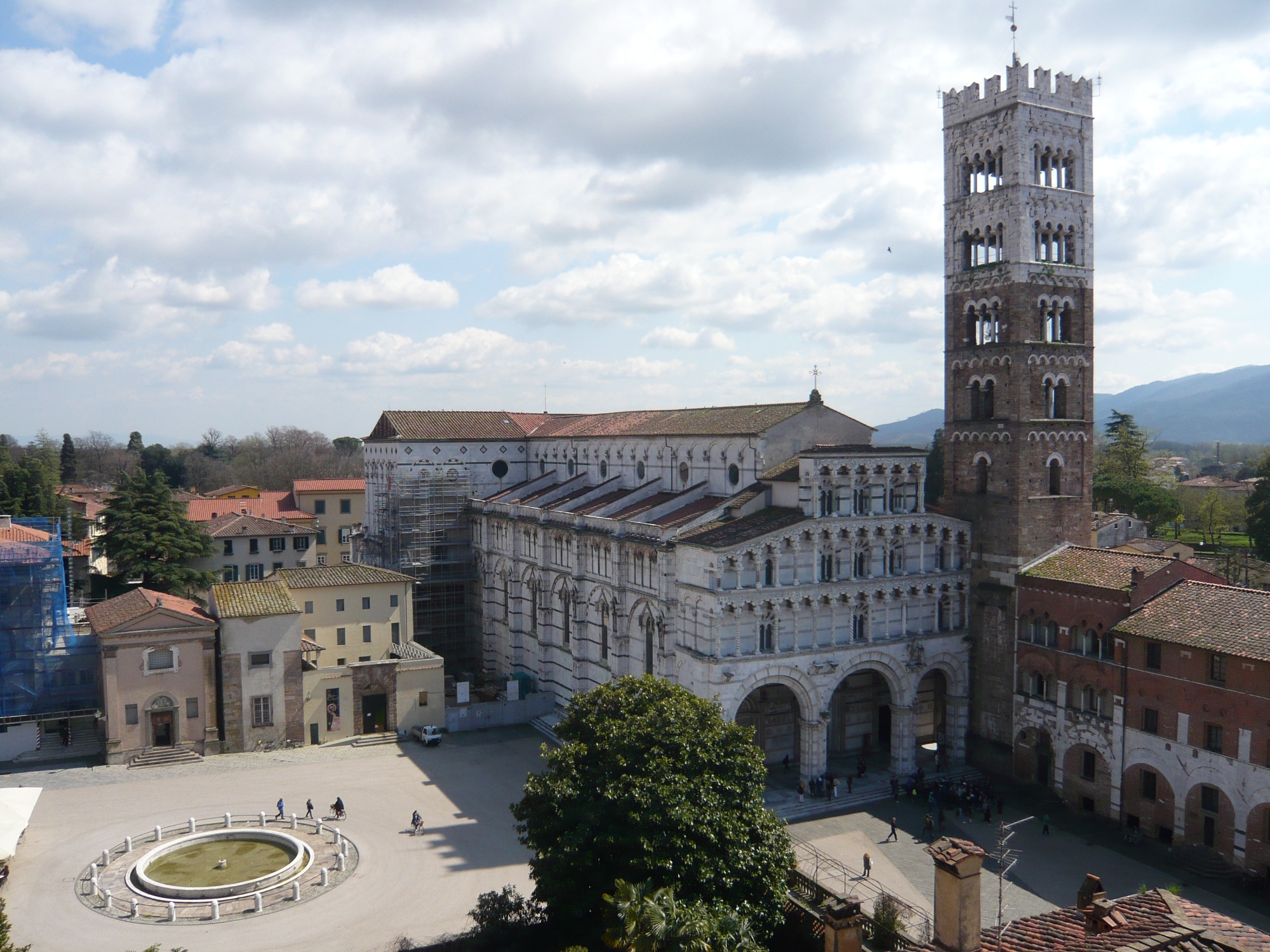 The piazza from above