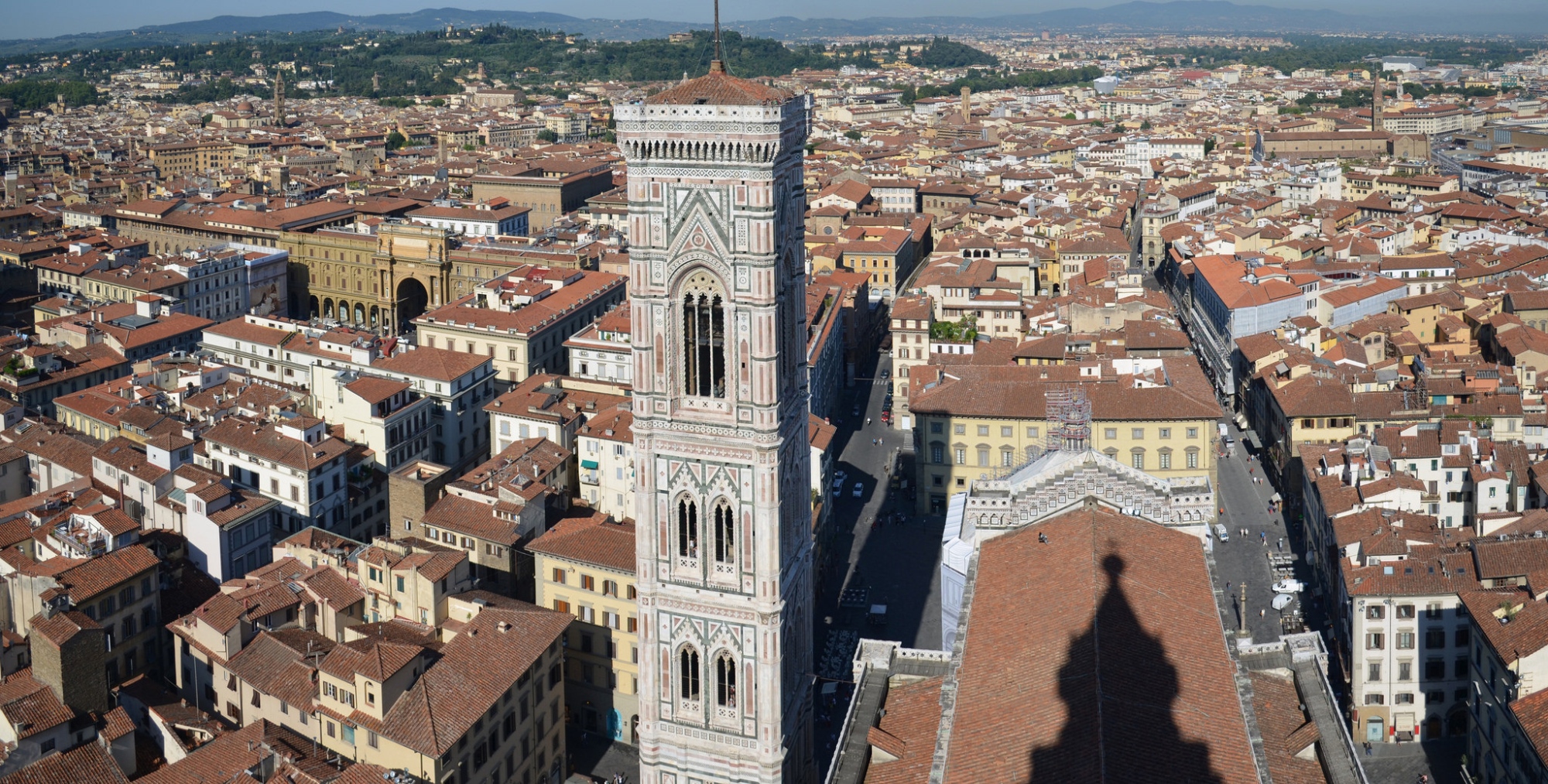 Il Campanile di Giotto visto dal Duomo