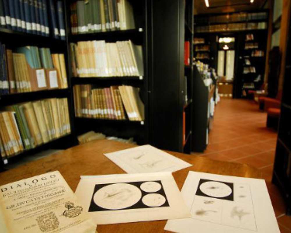 Biblioteca Osservatorio Astrofisico in Arcetri (Astrophysical Observatory Library)