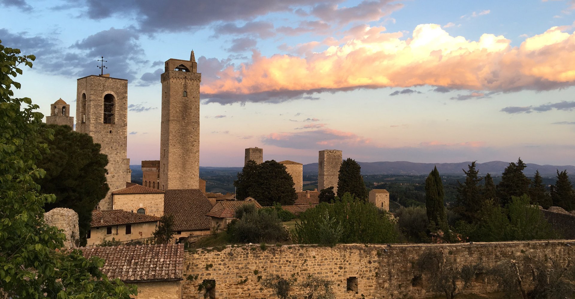 San Gimignano and Dante Alighieri
