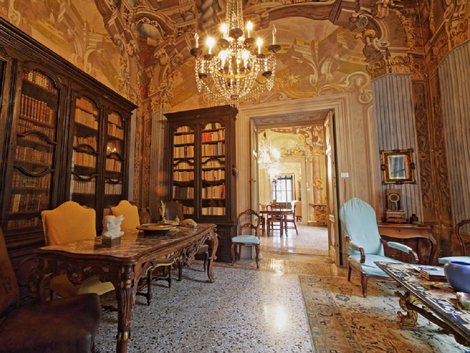 Living room of Villa Dosi Delfini