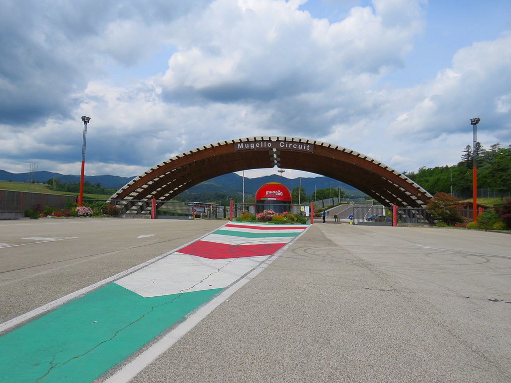 Mugello Circuit, entrance