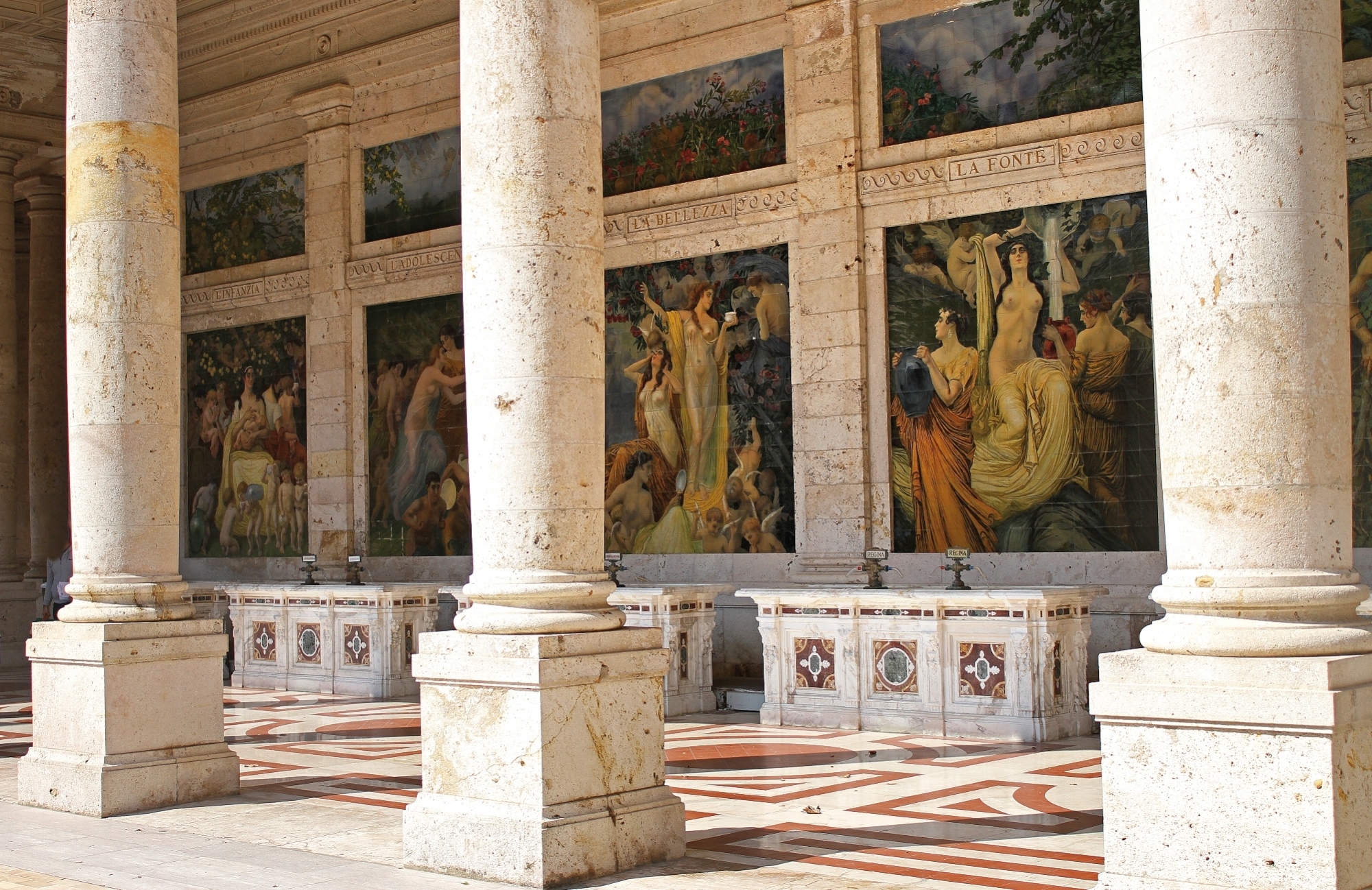 Termas Tettuccio en Montecatini Terme - Frescos de Basilio Cascella