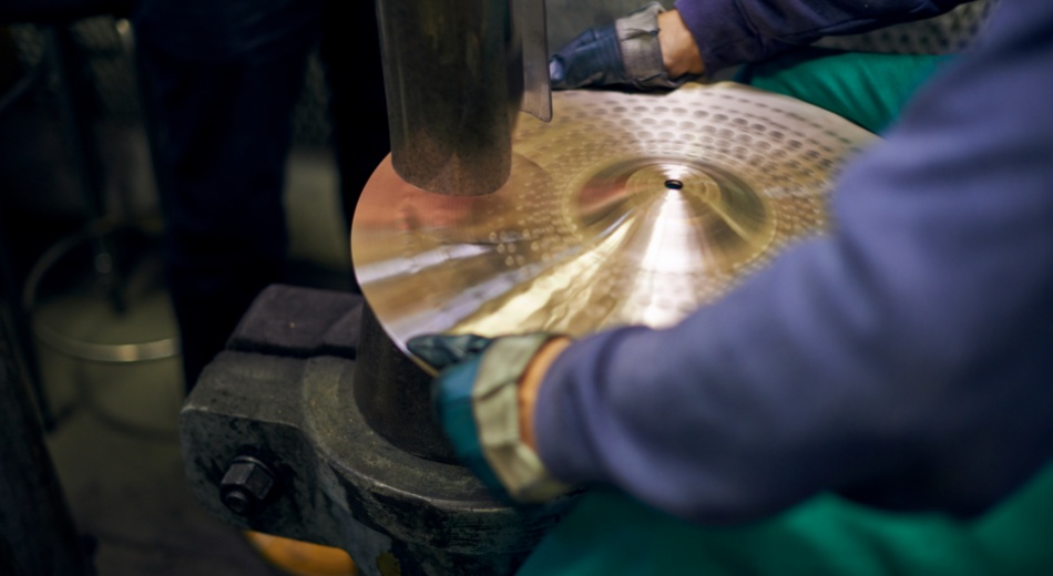 UFIP cymbals: hammering process