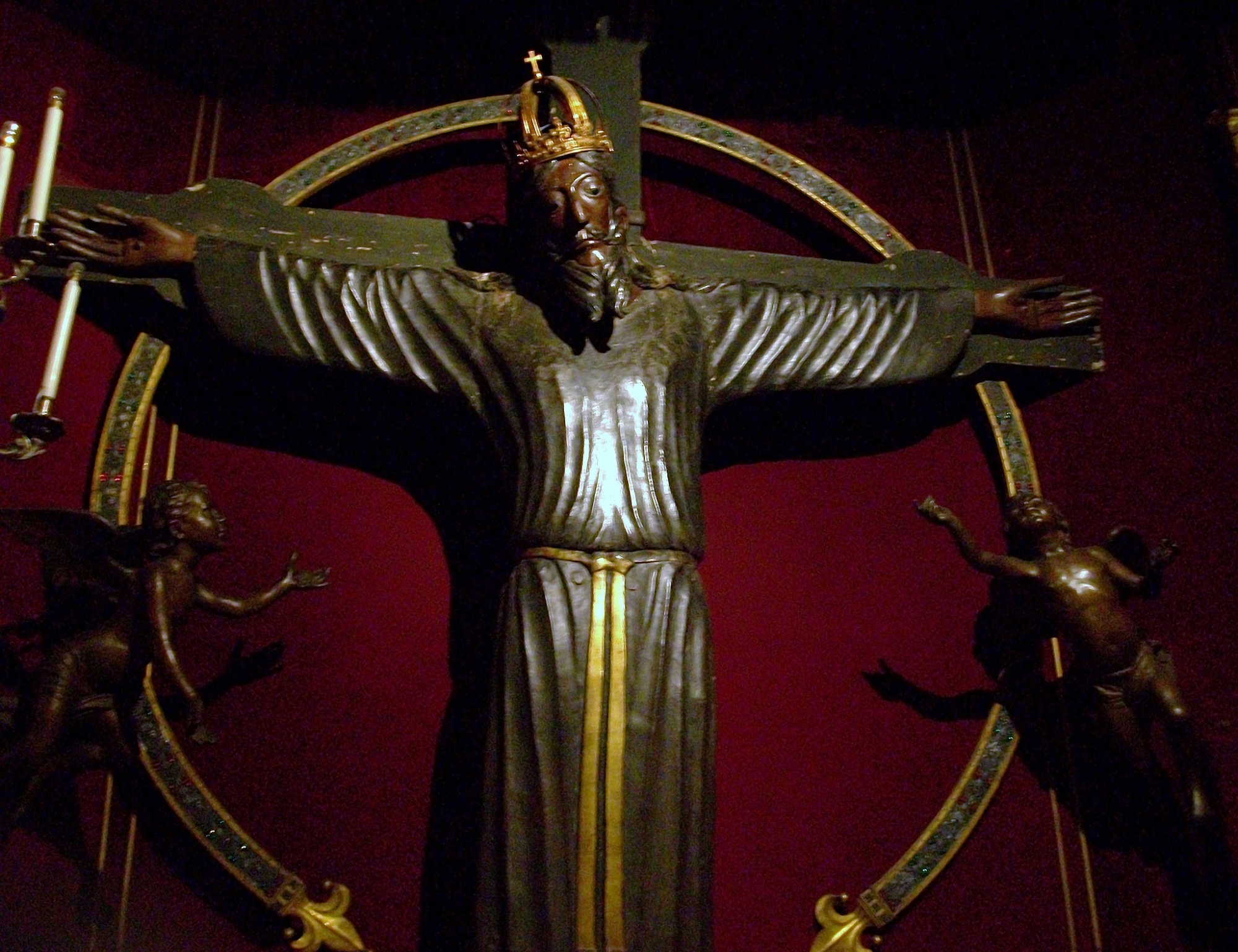 Le Crucifix de Lucques, Cathédrale de Saint-Martin